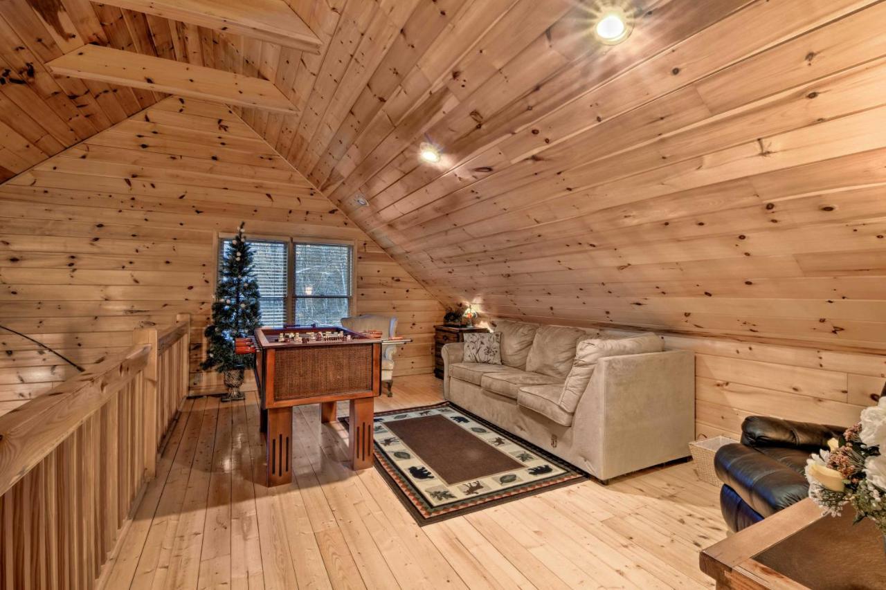 Riverside Ellijay Cabin With Hot Tub And Game Room Esterno foto